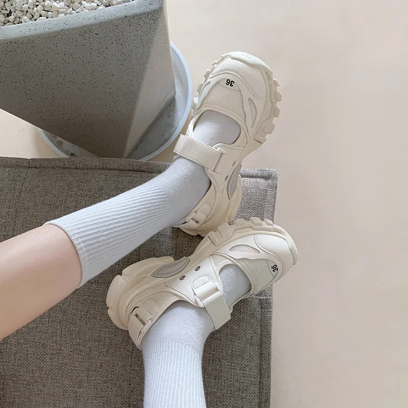 여성 스포츠 샌들 웨지 속이 빈 여성 샌들 야외 멋진  - Outdoor Sport Outfit 리뷰 및 가격