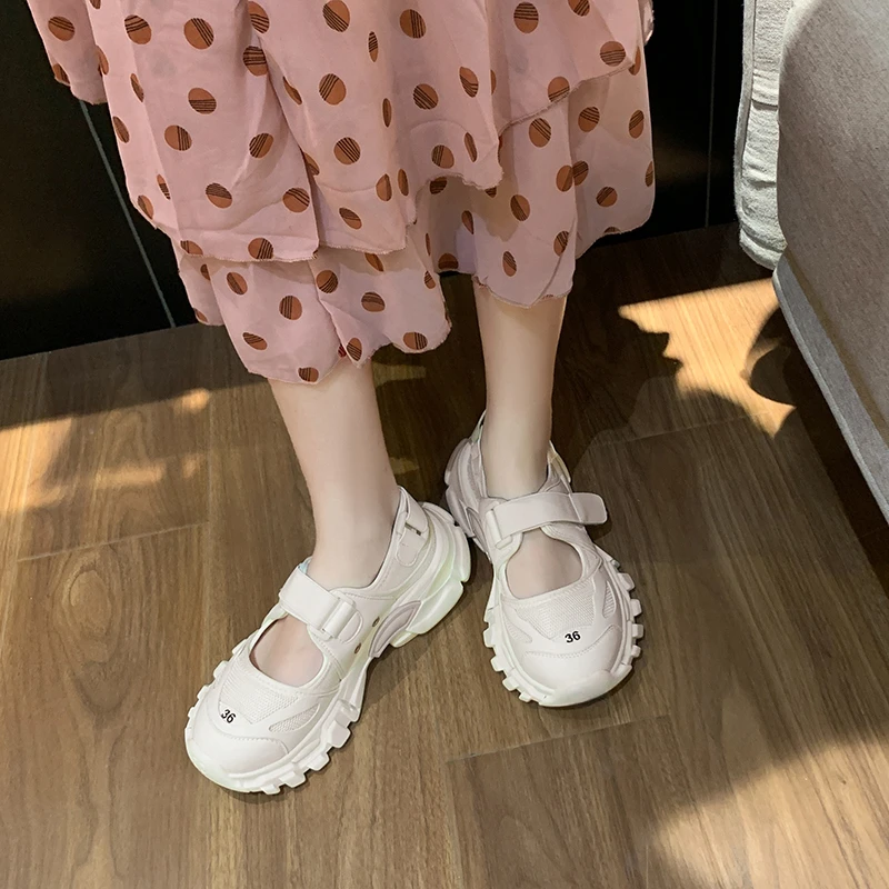 여성 스포츠 샌들 웨지 속이 빈 여성 샌들 야외 멋진  - Outdoor Sport Outfit 리뷰 및 가격